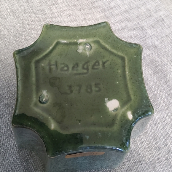 Vintage Haeger USA Green Square Planter - Picture 6 of 6